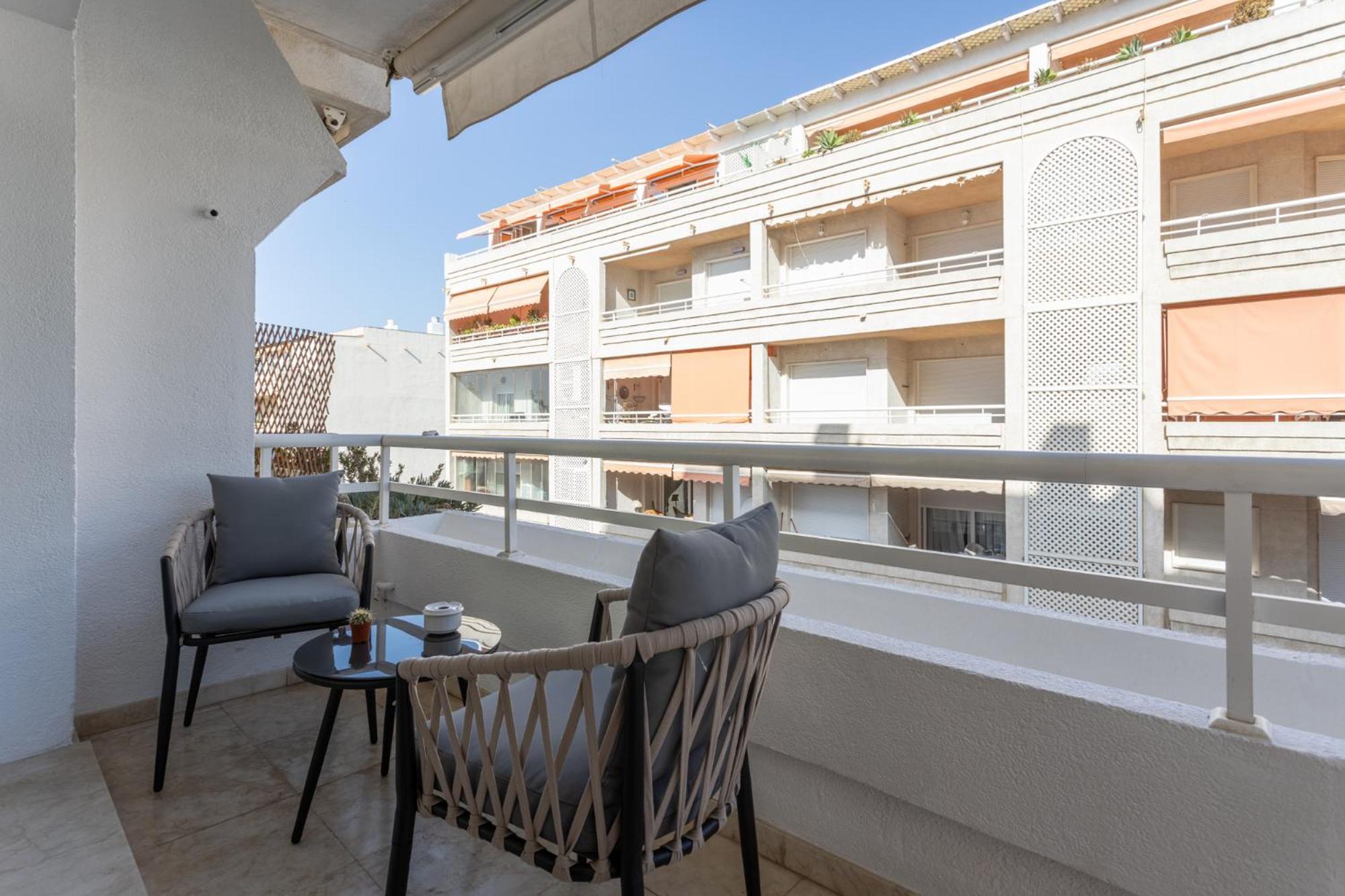 Two Bedrooms Avenida Del Mar Marbella